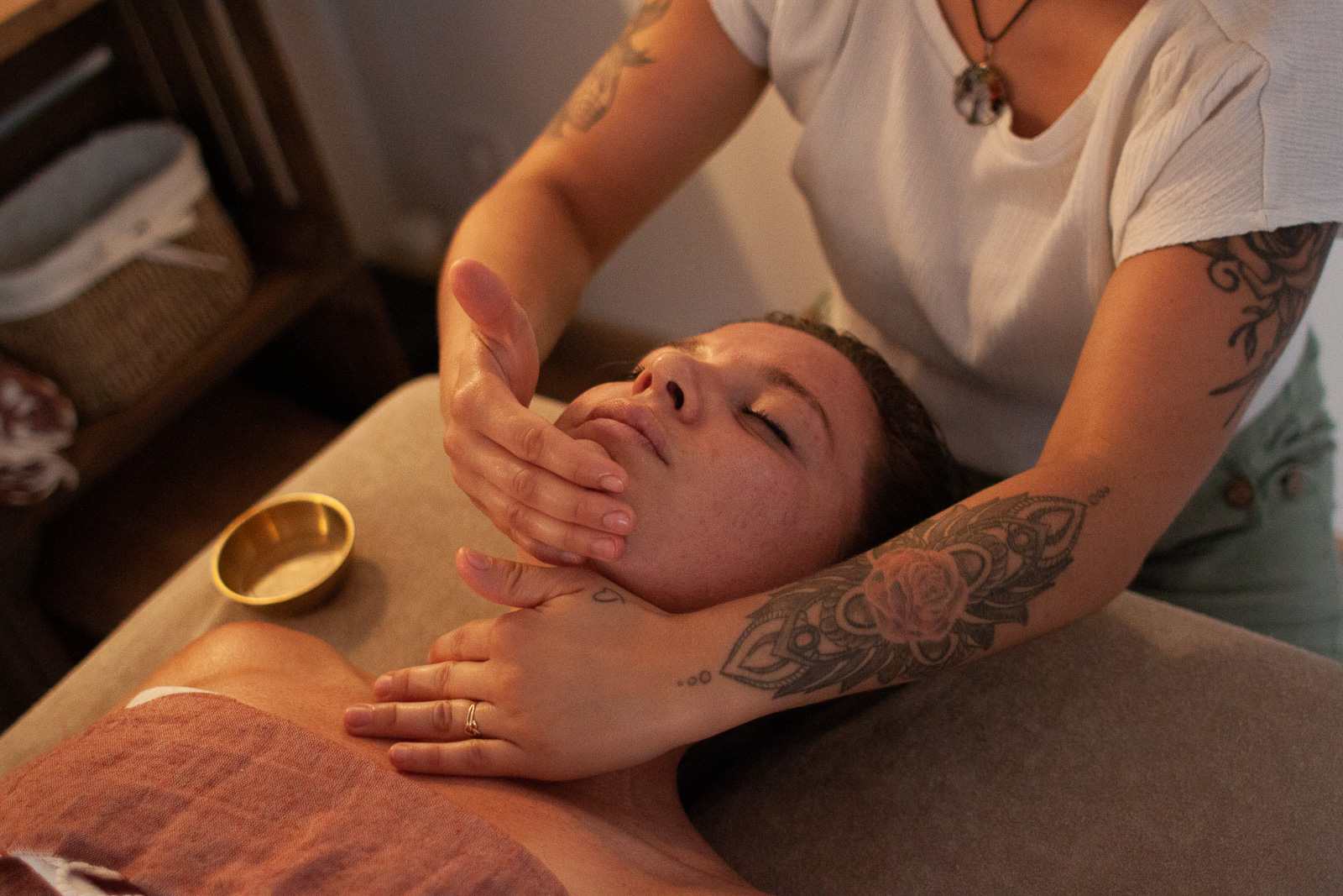 Massage ayurvédique Mukha Abhyanga du visage